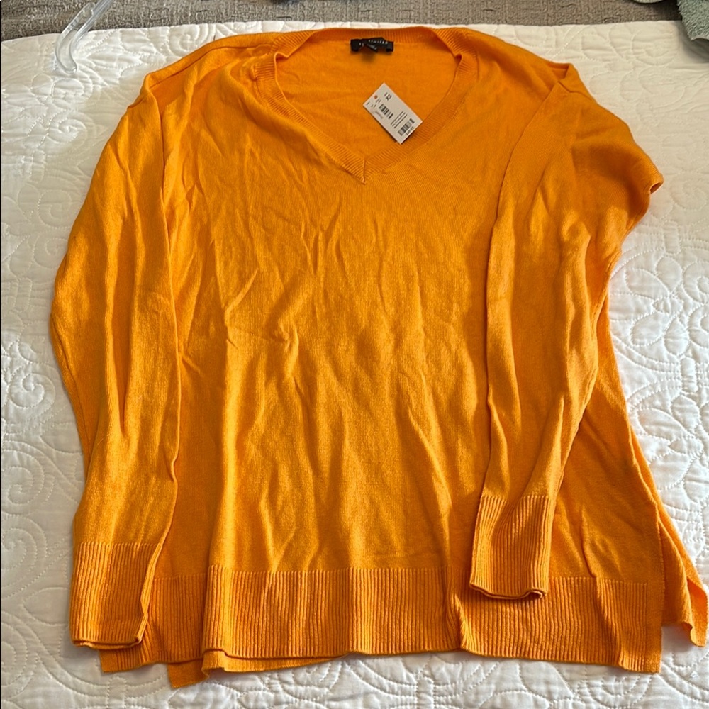 NWT The Limited Orange V-Neck Sweater Classic Lightweight Knit SIZE XS